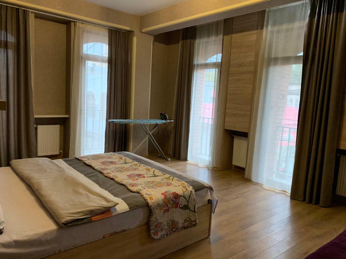 Lilika Apartments On Meskhishvili Τυφλίδα Εξωτερικό φωτογραφία